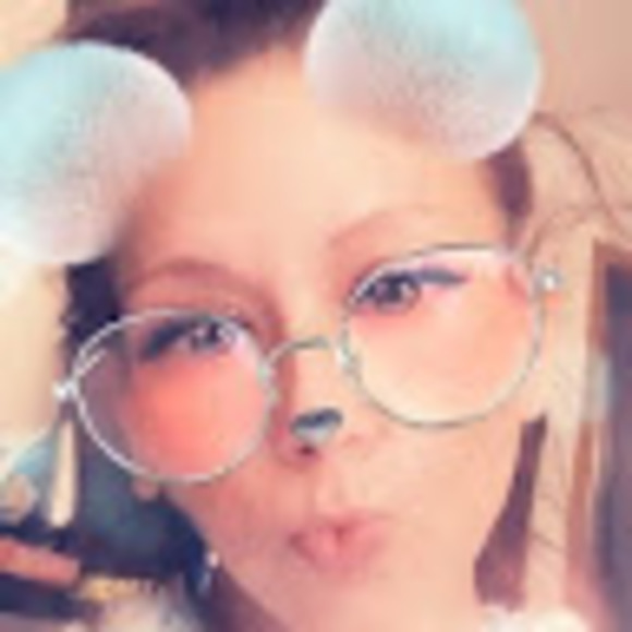 Meet your Posher, Diana - Picture 1 of 1